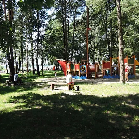 بيت للعطل House With Swimming Pool In Morzyczyn, Cleaning Included